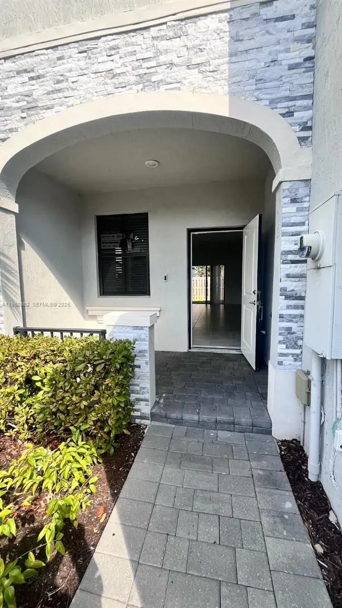 13389 SW 287th Ter, Homestead, FL 33033 - Image #2