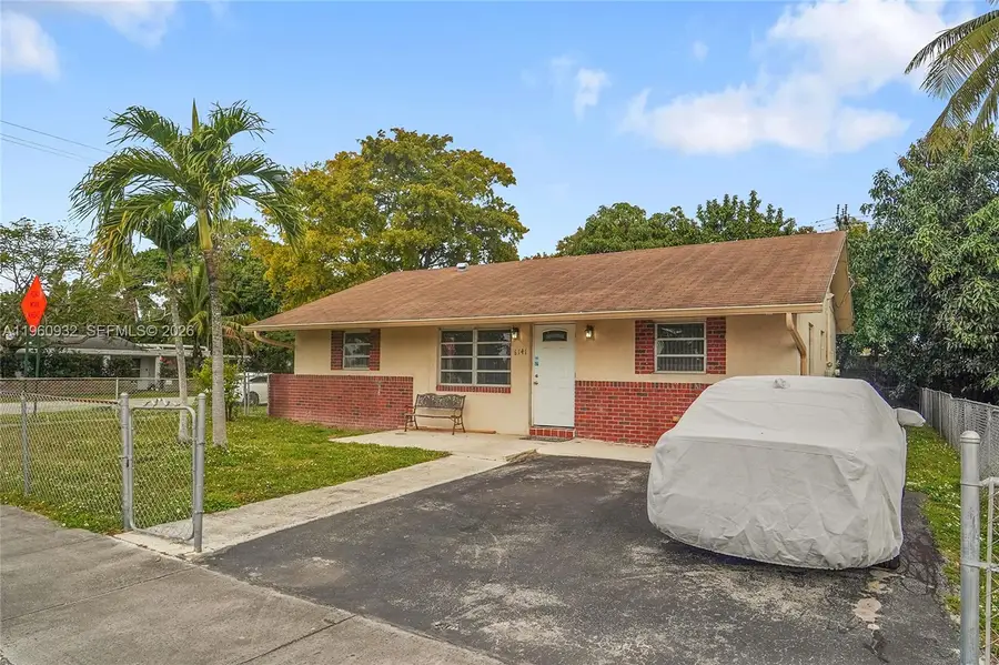 6141 Funston St, Hollywood, FL 33023 - Image #2