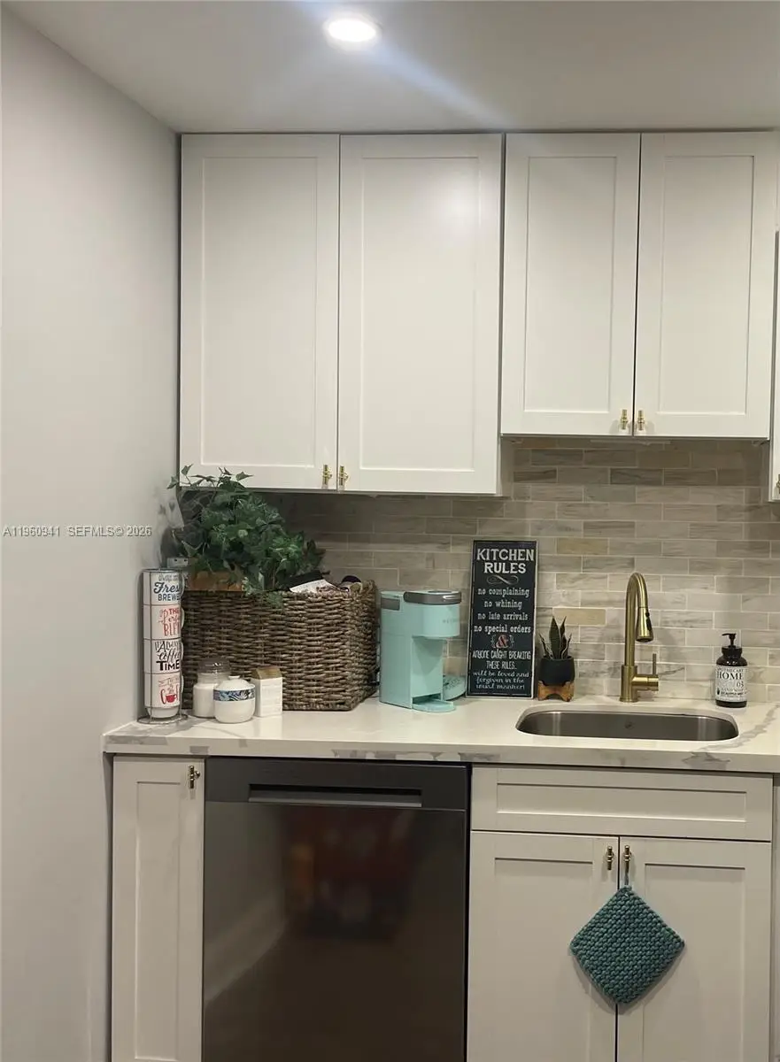 1401 SW 134th Way #305C, Pembroke Pines, FL 33027 - #2