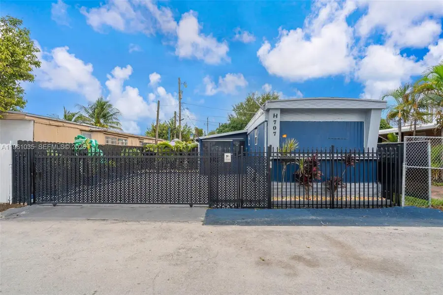4230 NW 36th Ave, Miami, FL 33142 - Image #2