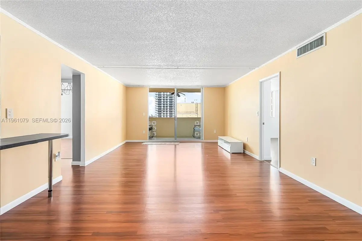 1833 S Ocean Dr #1407, Hallandale Beach, FL 33009 - Image #1