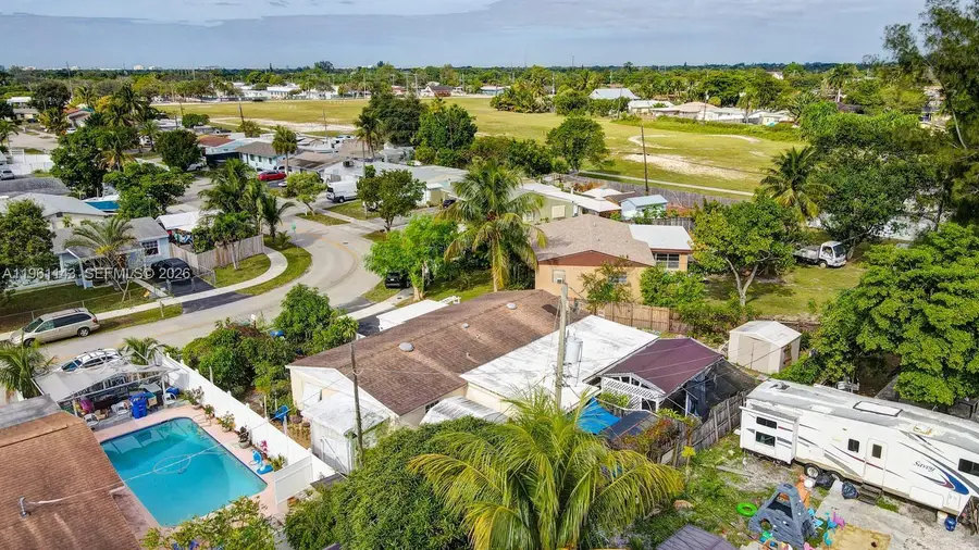 2200 SW 42nd Way, Fort Lauderdale, FL 33317 - #3