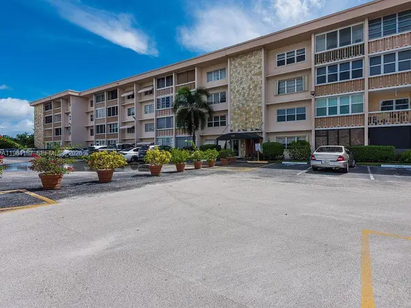 410 SE 2nd St #115, Hallandale Beach, FL 33009