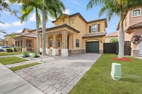 24306 SW 113th Psge, Homestead, FL 33032