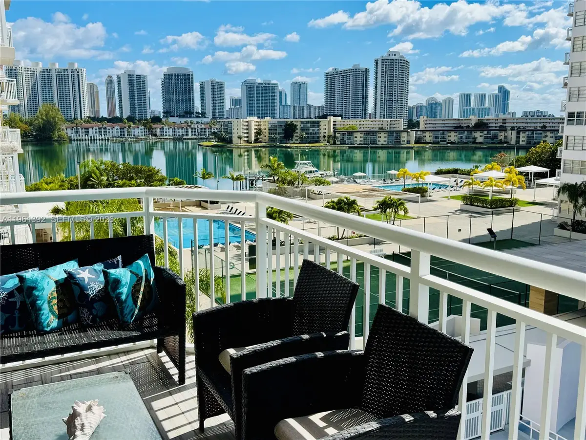 18051 Biscayne Blvd #503, Aventura, FL 33160 - Image #1