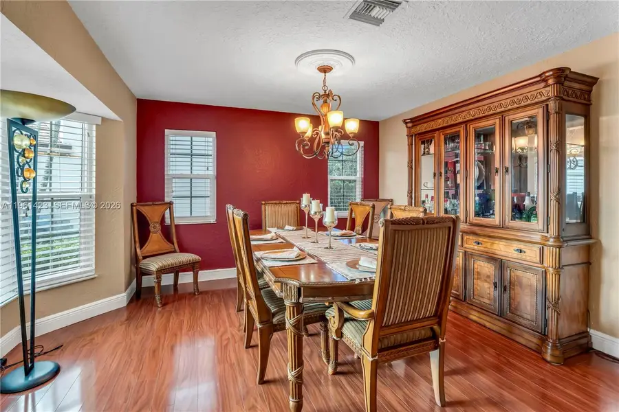 21451 Sawmill Ct, Boca Raton, FL 33498 - Image #2