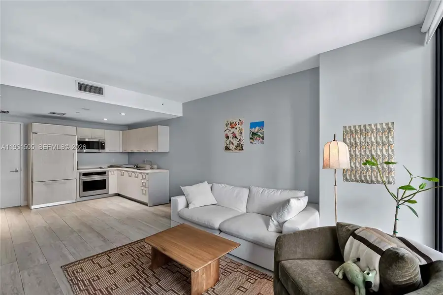 45 SW 9th St #3807, Miami, FL 33130 - #2