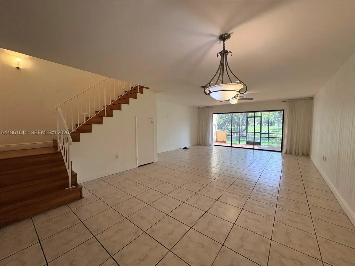 3855 Estepona Ave #10-D-1, Doral, FL 33178 - Image #1