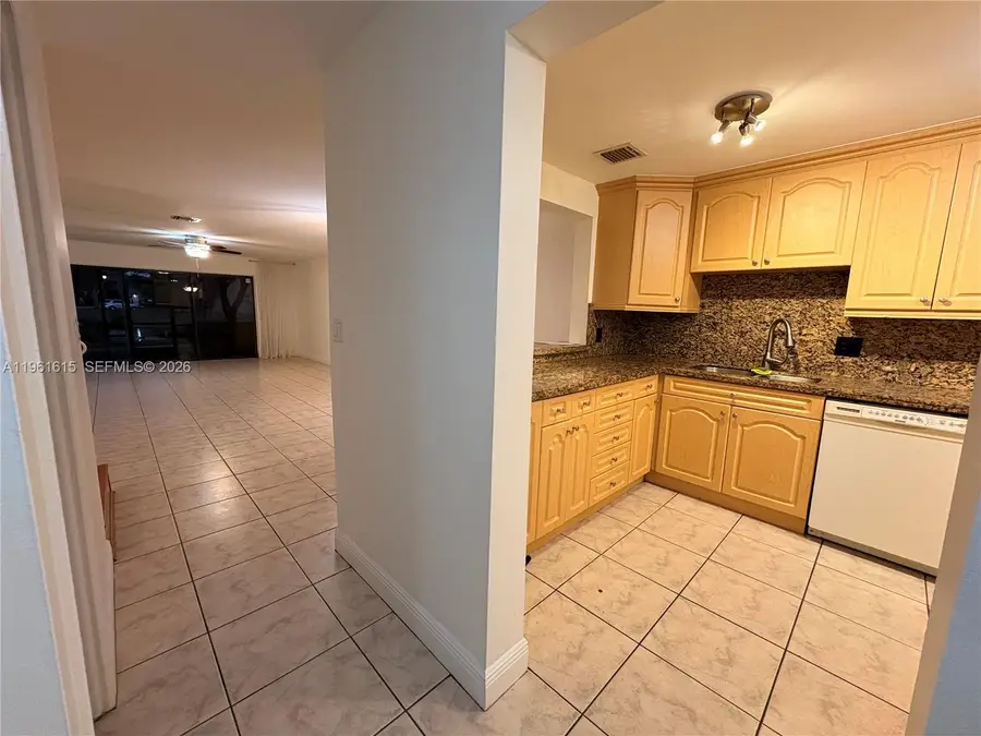 3855 Estepona Ave #10-D-1, Doral, FL 33178 - Image #3
