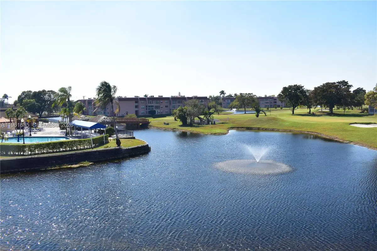 9201 Sunrise Lakes Blvd #308, Sunrise, FL 33322 - #1