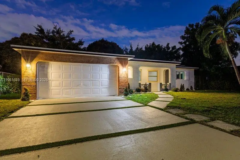 256 NW 78th Ter, Margate, FL 33063 - #2