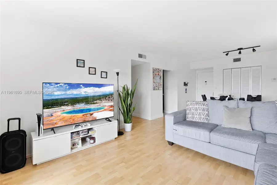 4400 Hillcrest Dr #901B, Hollywood, FL 33021 - #3