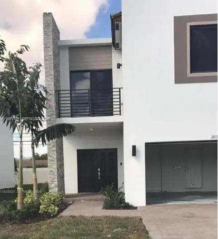 388 NE 208th Ter, Miami, FL 33179 - Image #1