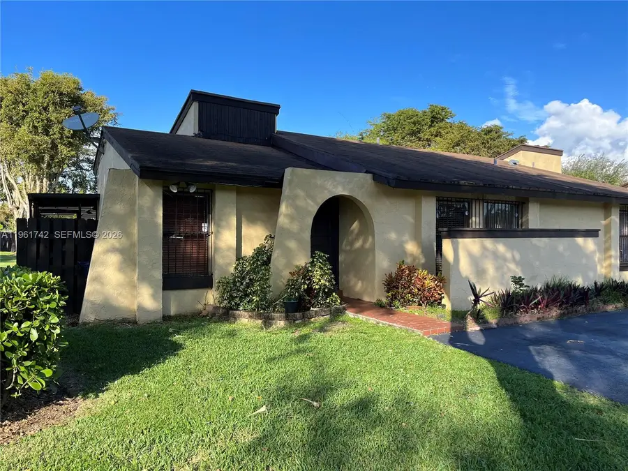 12713 SW 70th Ln, Miami, FL 33183 - Image #3