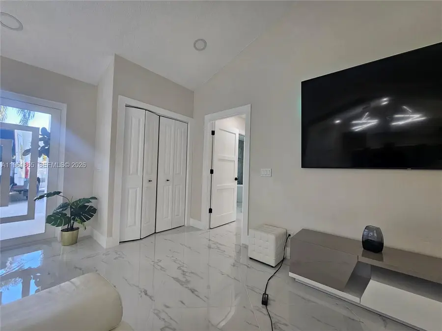 4 Alford Ct, Palm Beach Gardens, FL 33418 - #2