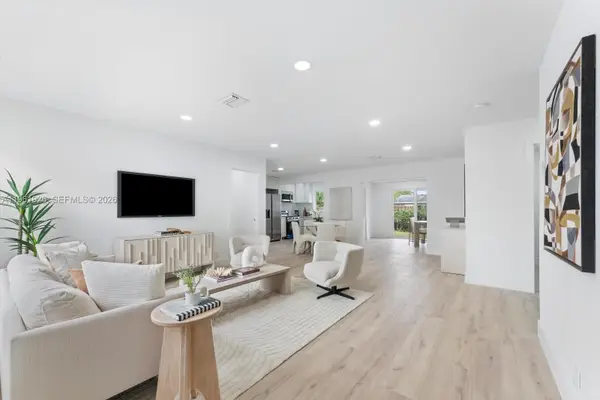 6231 NW 18th St, Sunrise, FL 33313