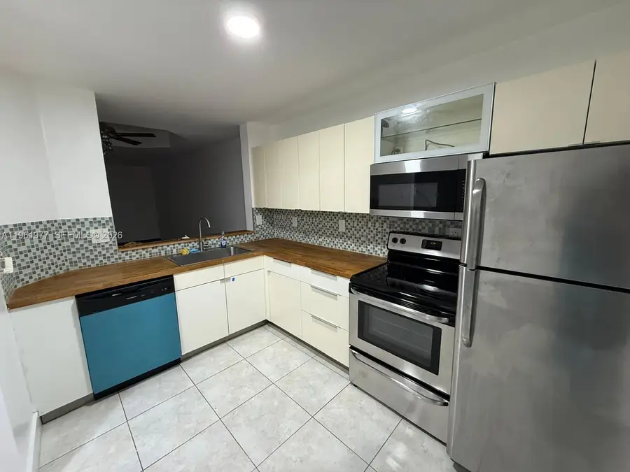 14111 SW 121st Pl #4, Miami, FL 33186 - #2