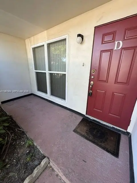 3326 Farragut St #6D, Hollywood, FL 33021 - #2