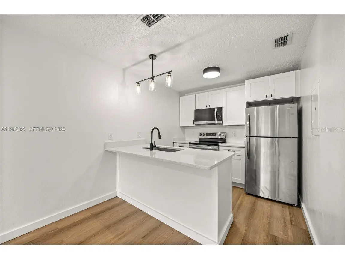 5305 SE 28th Ln, Ocala, FL 34480 - #1