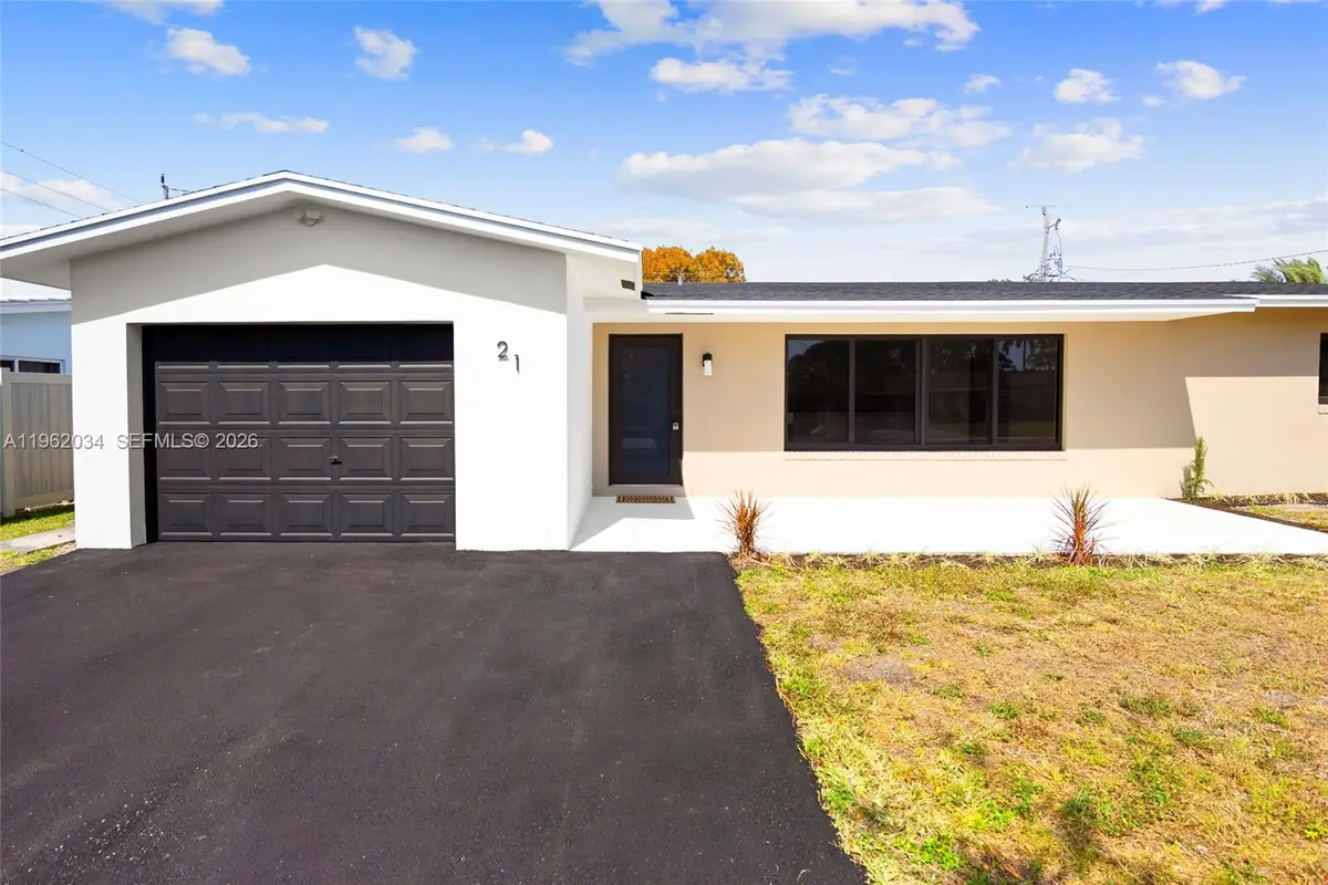 21 SE 7th St, Pompano Beach, FL 33060 - #1