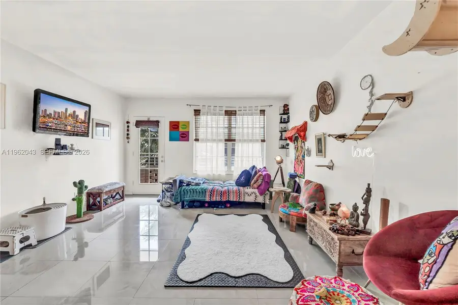 8550 Byron Ave #2H, Miami Beach, FL 33141 - Image #2