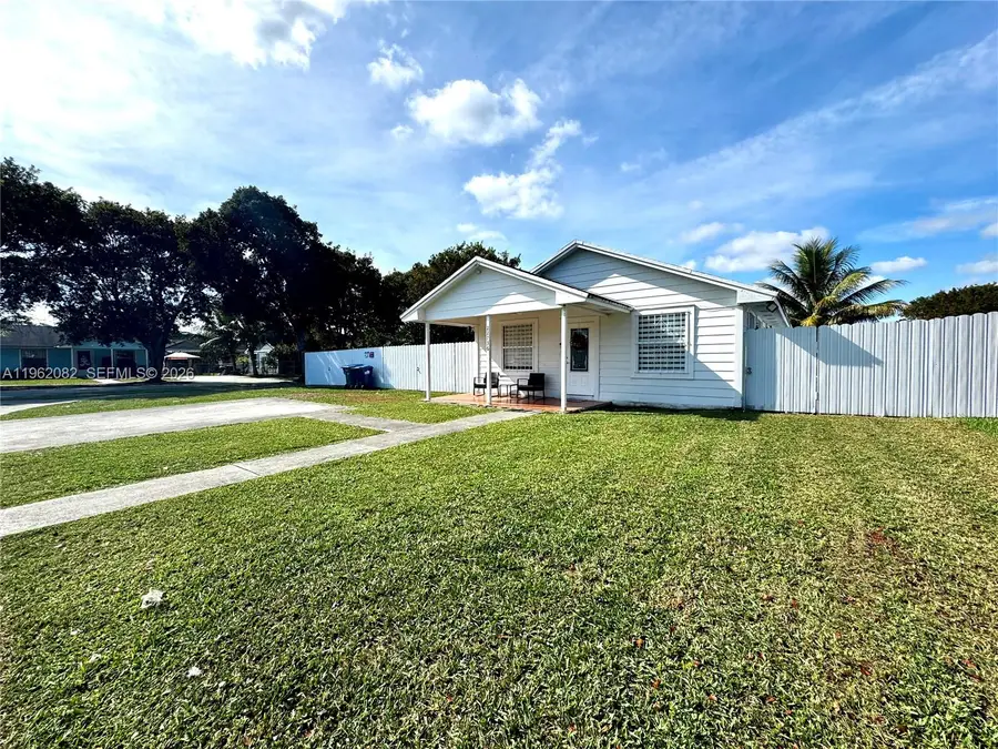 22736 SW 114th Pl, Miami, FL 33170 - Image #3