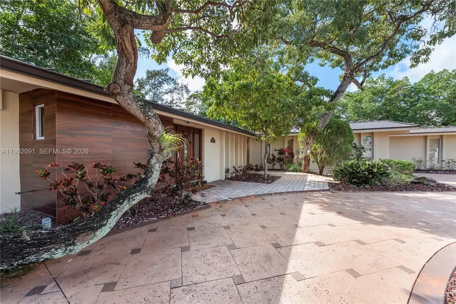 19860 NE 24th Ct, Miami, FL 33180 - #2