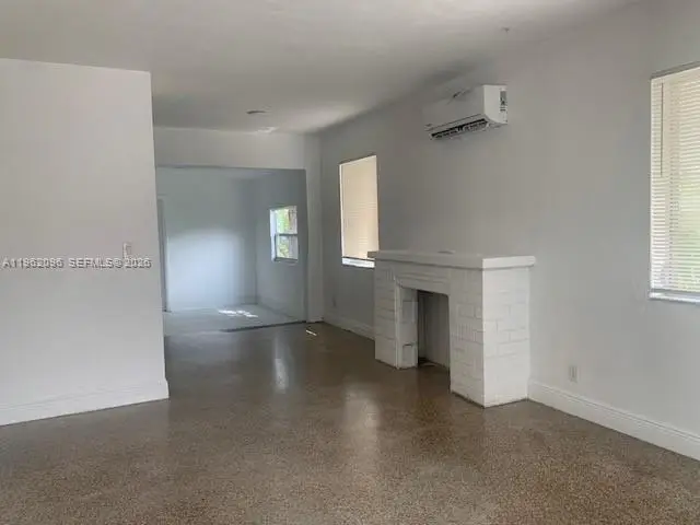 243 SW 21st Way, Fort Lauderdale, FL 33312 - Image #2