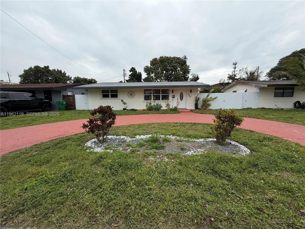 7950 NW 10th St, Pembroke Pines, FL 33024 - #1