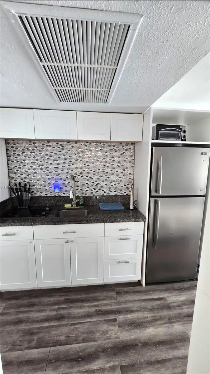 19201 Collins Ave #1124, Sunny Isles Beach, FL 33160 - #2