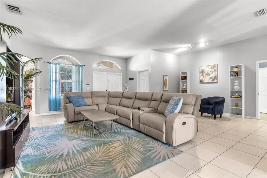 2130 SE 16th Ave, Homestead, FL 33035 - #3