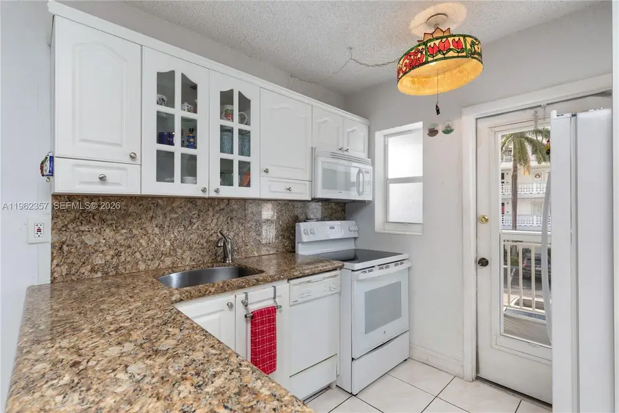 3127 S Ocean Dr #219, Hallandale Beach, FL 33009 - Image #3