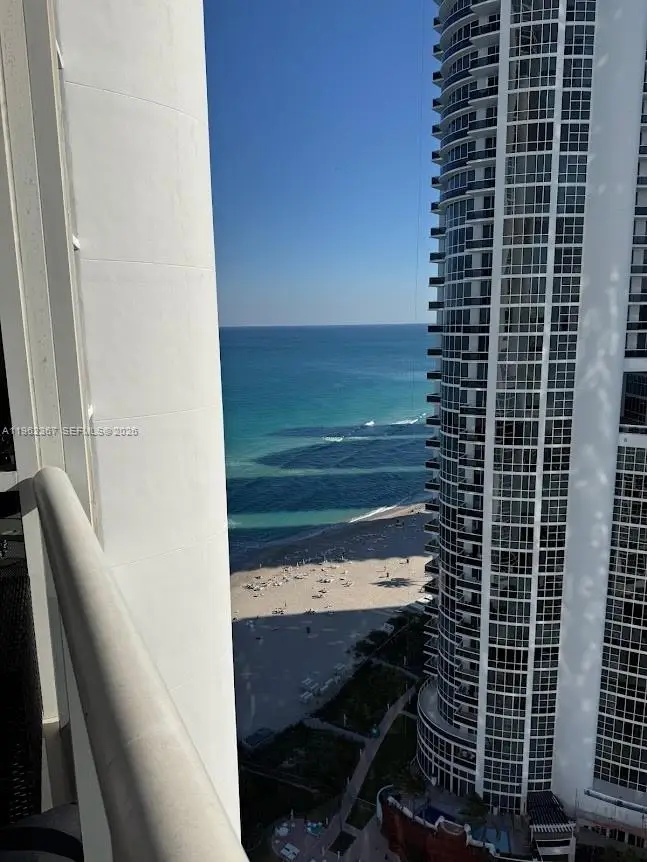 18201 Collins Ave #3407, Sunny Isles Beach, FL 33160 - Image #3