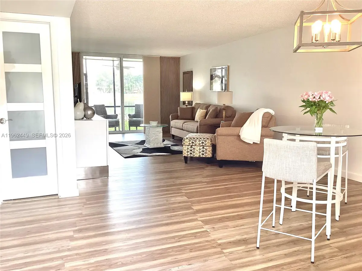 9423 S Hollybrook Lake Dr #106, Pembroke Pines, FL 33025 - #1