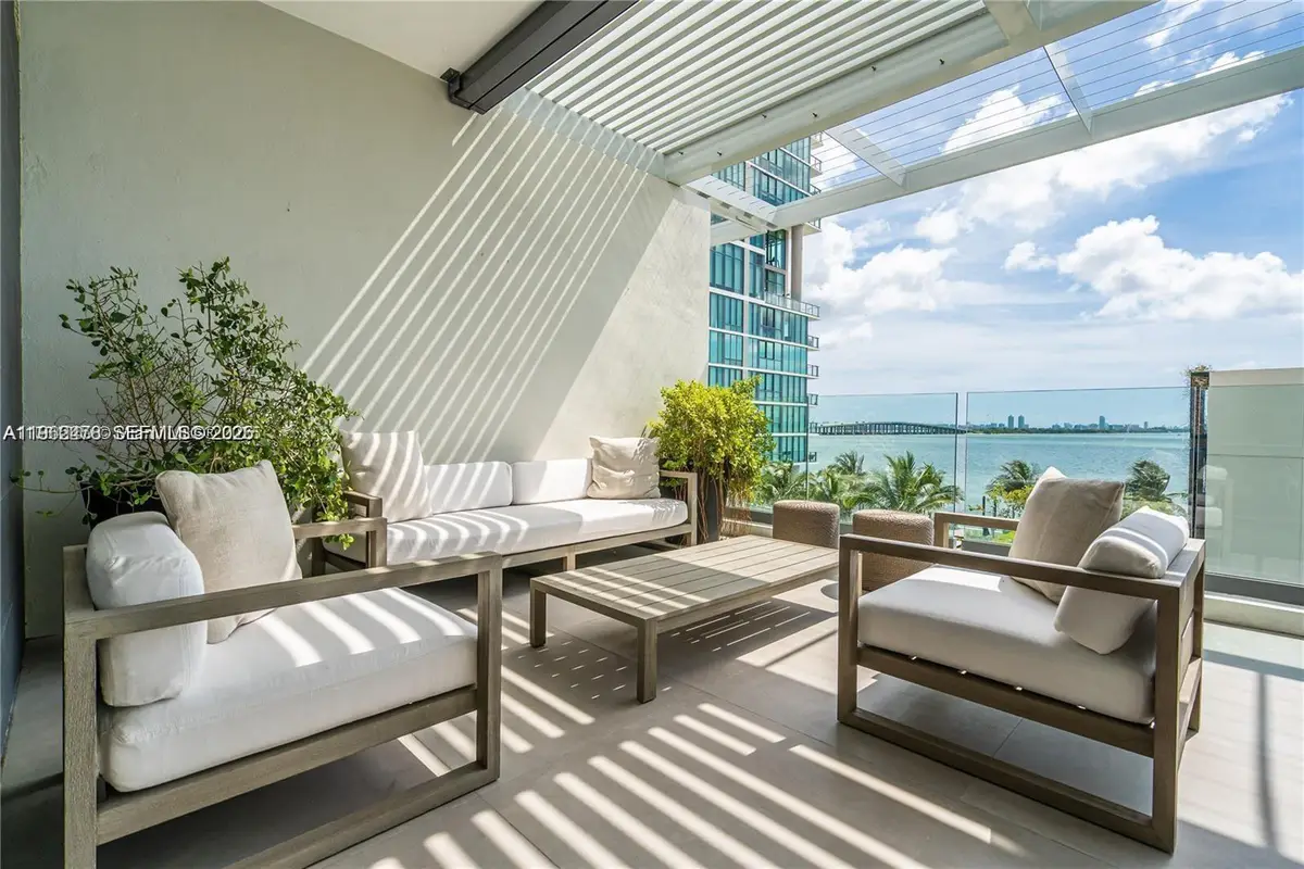 650 NE 32nd St #BH6, Miami, FL 33137 - #1