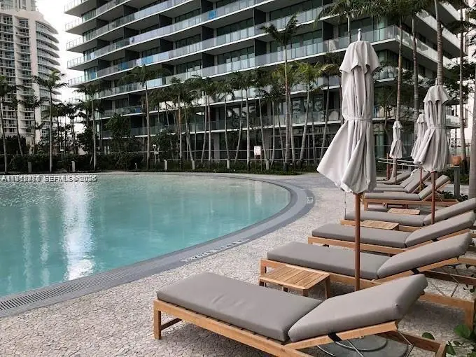 650 NE 32nd St #BH6, Miami, FL 33137 - #3