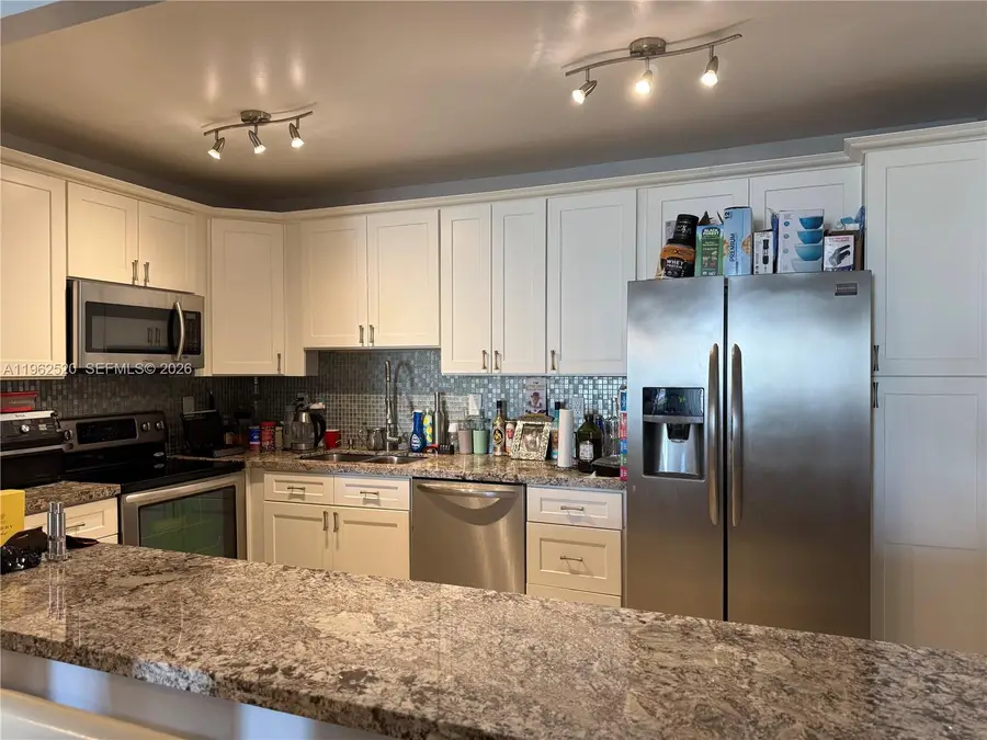 19370 Collins Ave #1022, Sunny Isles Beach, FL 33160 - Image #2