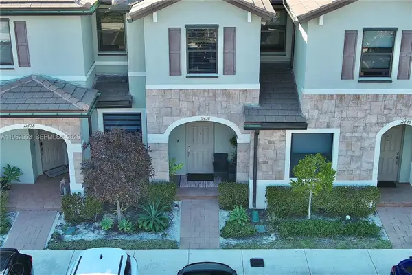 11438 W 34th Ct, Hialeah, FL 33018