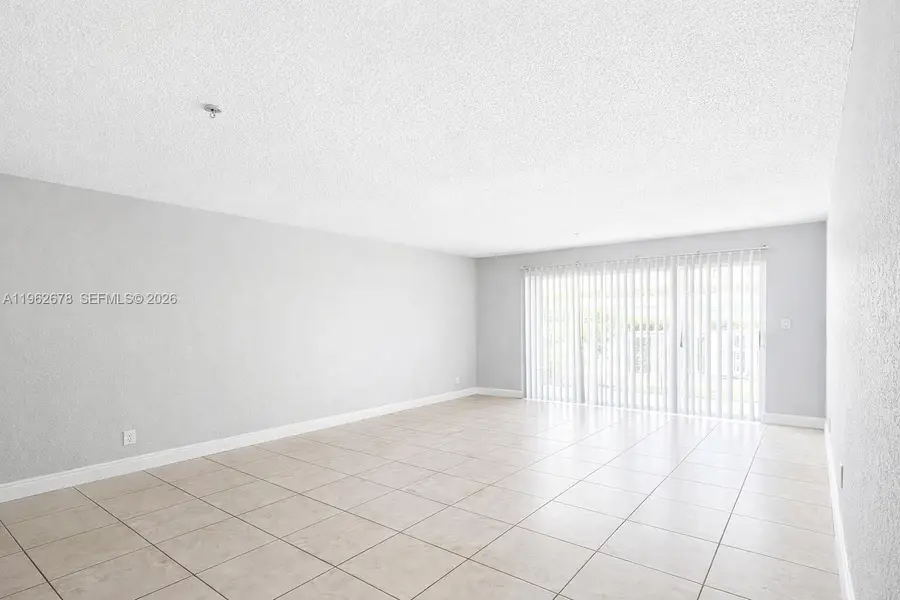 4251 NW 5th St #114, Plantation, FL 33317 - #3