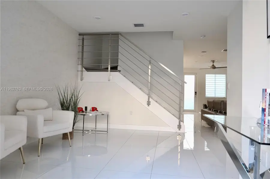 6472 NW 103rd Pl, Doral, FL 33178 - #2