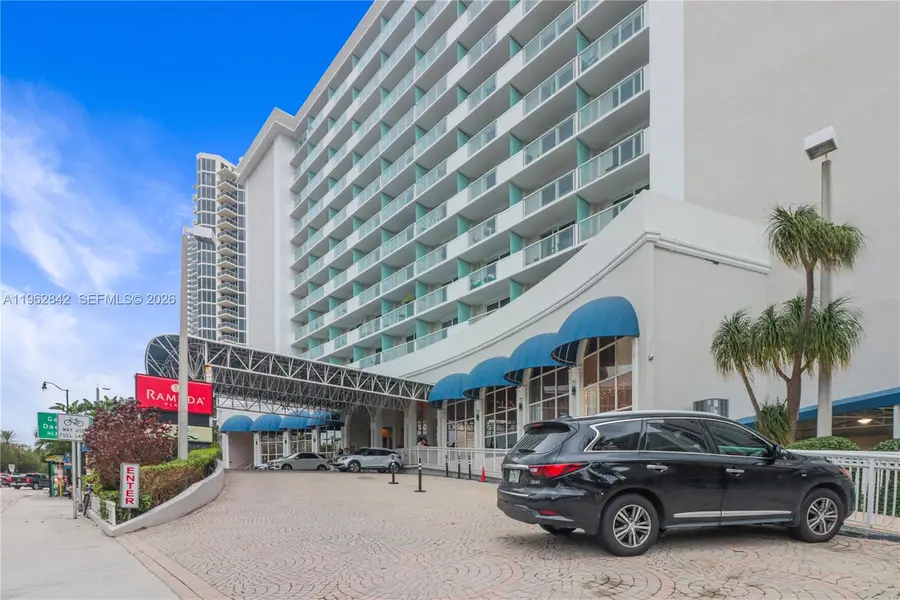 19201 Collins Ave #439, Sunny Isles Beach, FL 33160 - Image #2