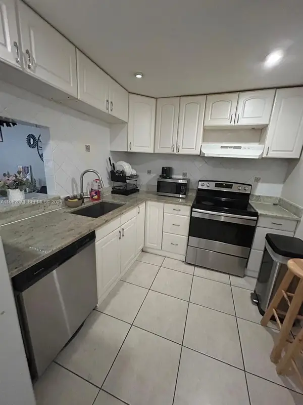 4314 NW 9th Ave #5-3H, Deerfield Beach, FL 33064