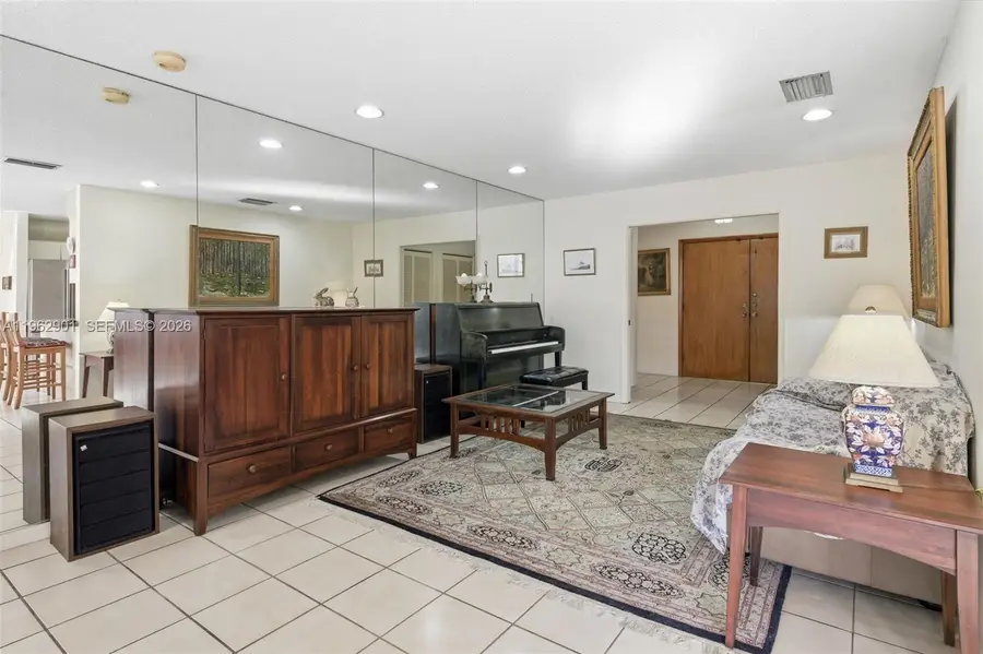 9208 Emerson Ave, Surfside, FL 33154 - #2