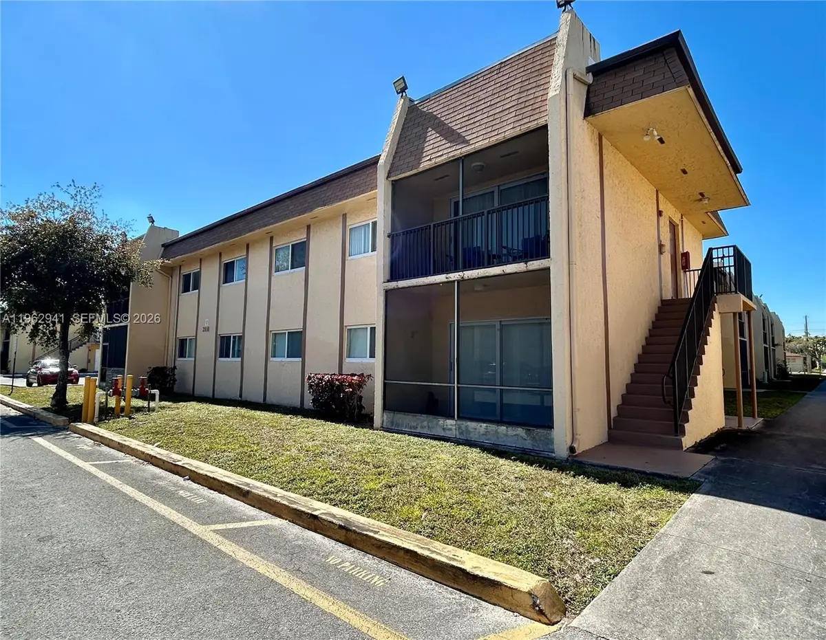 2916 NW 55th Ave #2D, Lauderhill, FL 33313 - Image #1