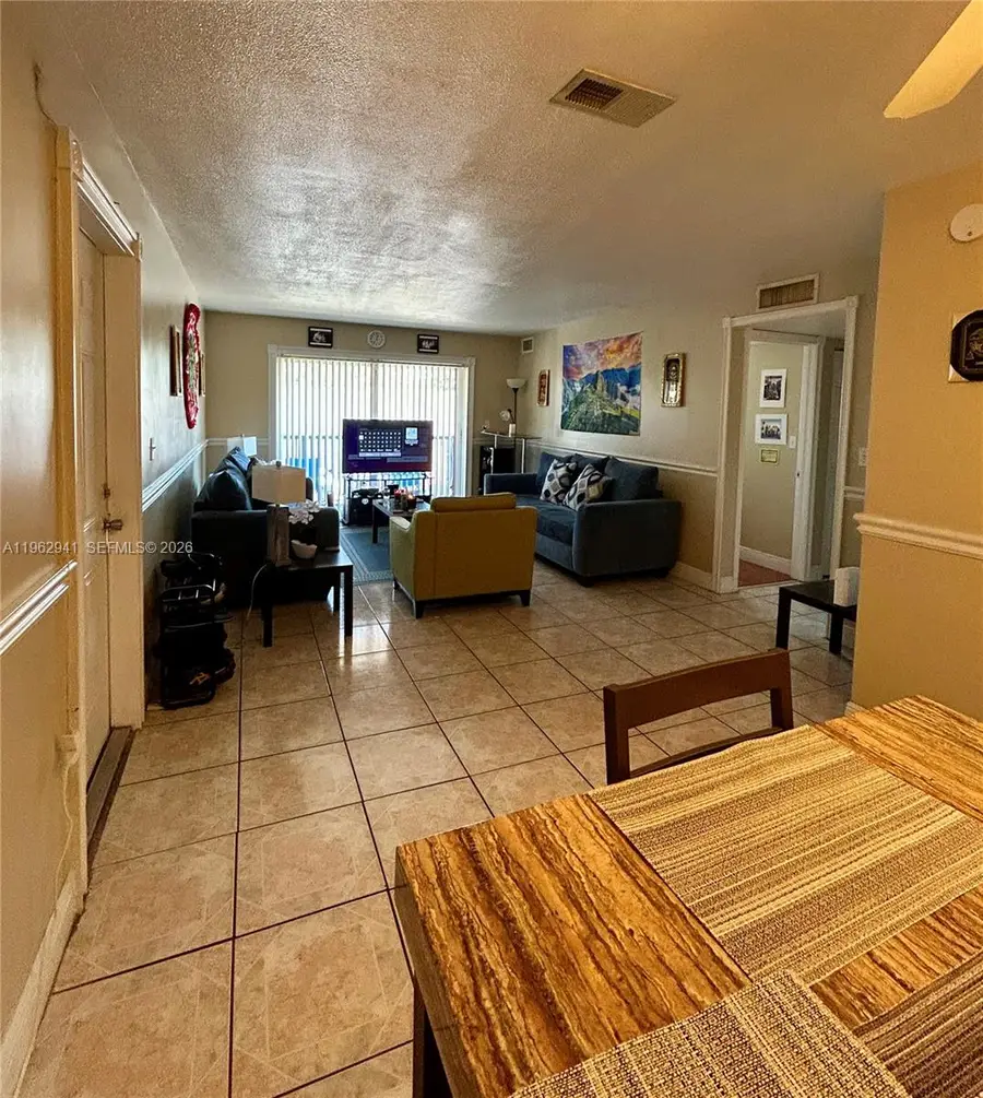 2916 NW 55th Ave #2D, Lauderhill, FL 33313 - Image #2