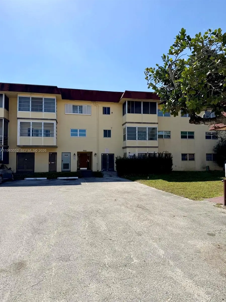 4043 NW 16th St #204, Lauderhill, FL 33313 - #1