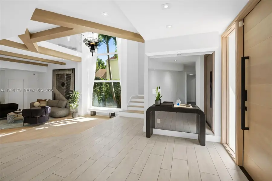 1961 S Oak Haven Cir, Miami, FL 33179 - #3