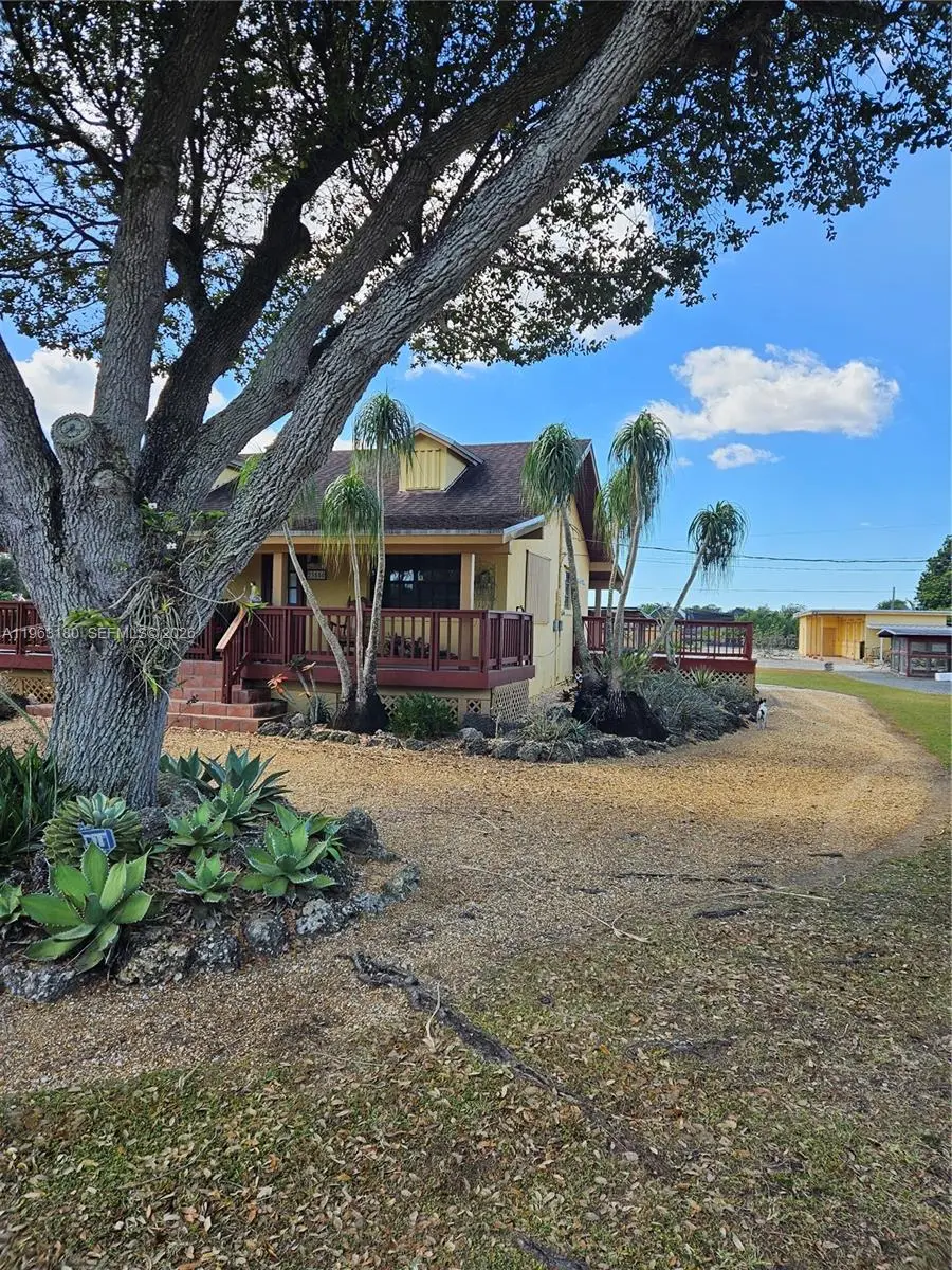 23550 SW 214th Pl, Homestead, FL 33031 - Image #2