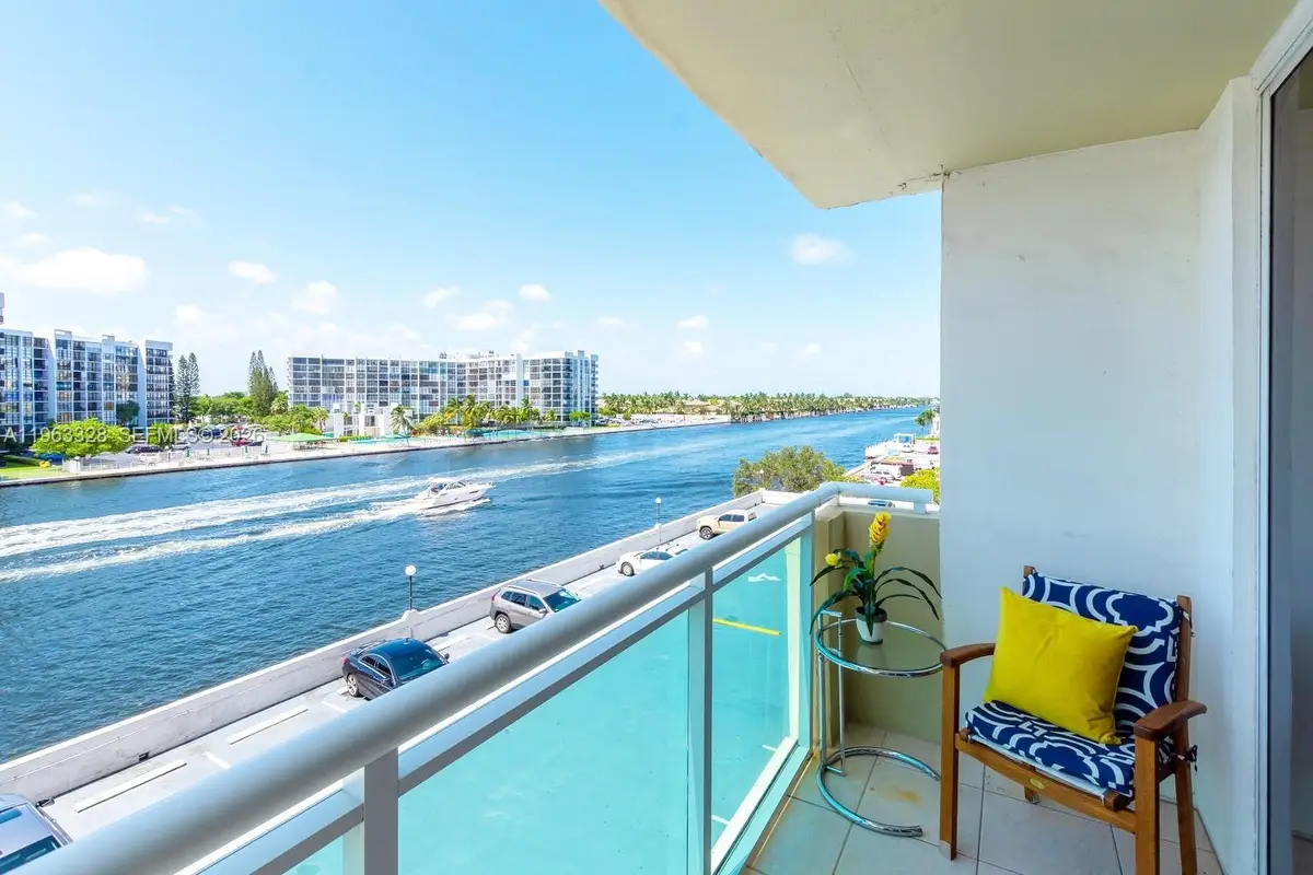 3000 S Ocean Dr #316, Hollywood, FL 33019 - #1