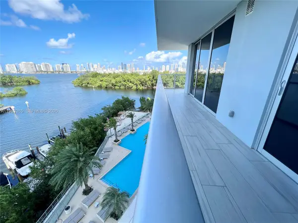 16385 Biscayne Blvd #607, North Miami Beach, FL 33160
